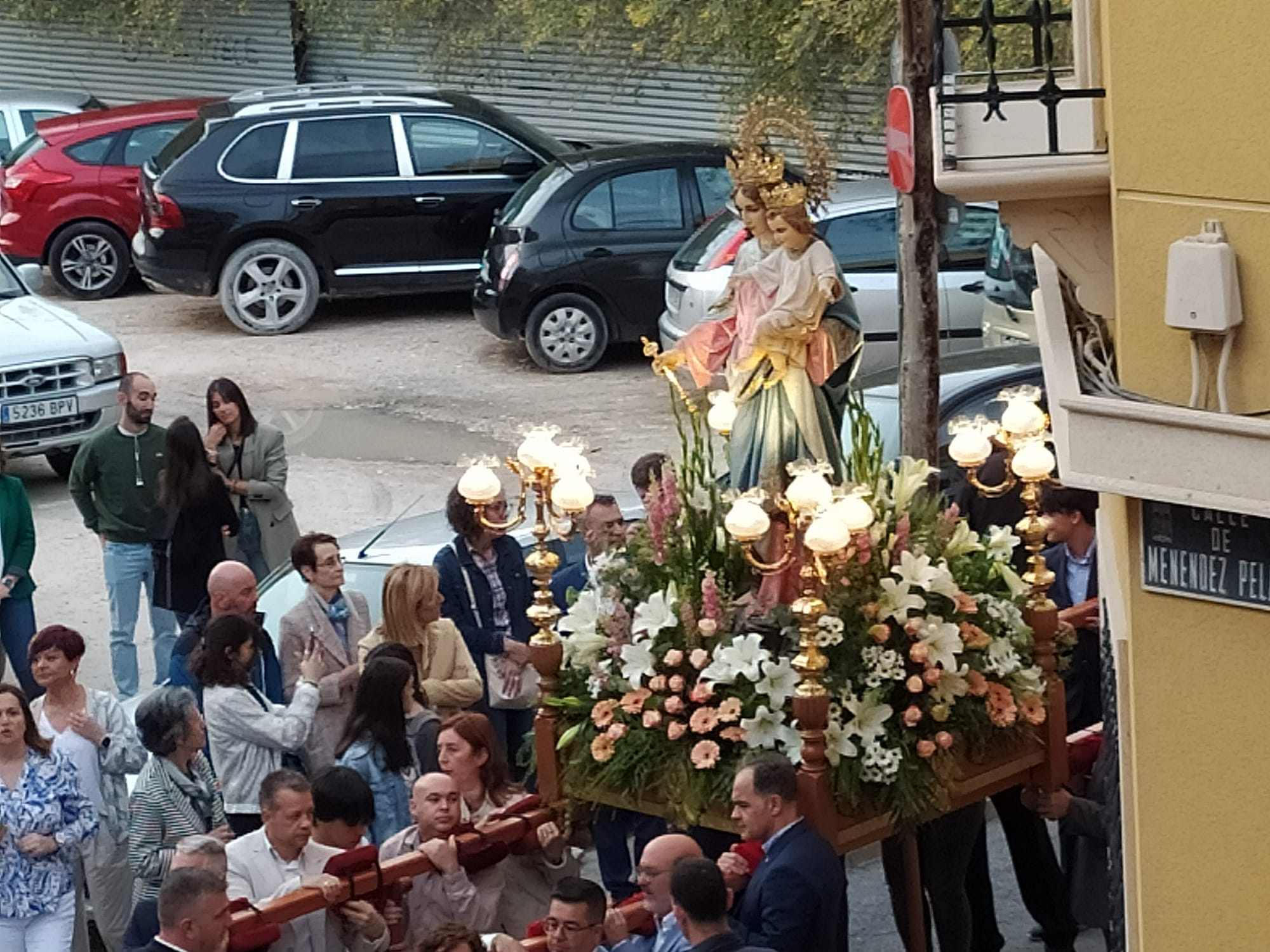 Momento de la procesión del domingo