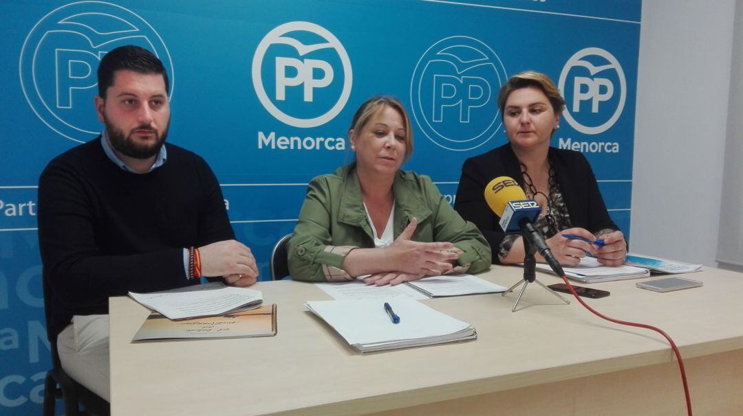 El PP de Maó es mostra sorprès pel viatge d&#039;Héctor Pons a Miami.