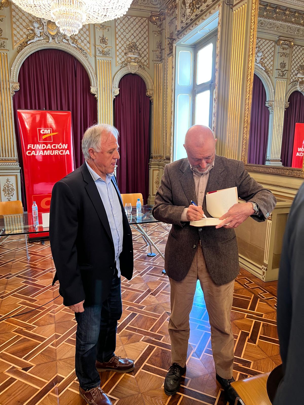 Alatriste vuelve. Y Pérez-Reverte lo hace en Cartagena, su puerto de origen