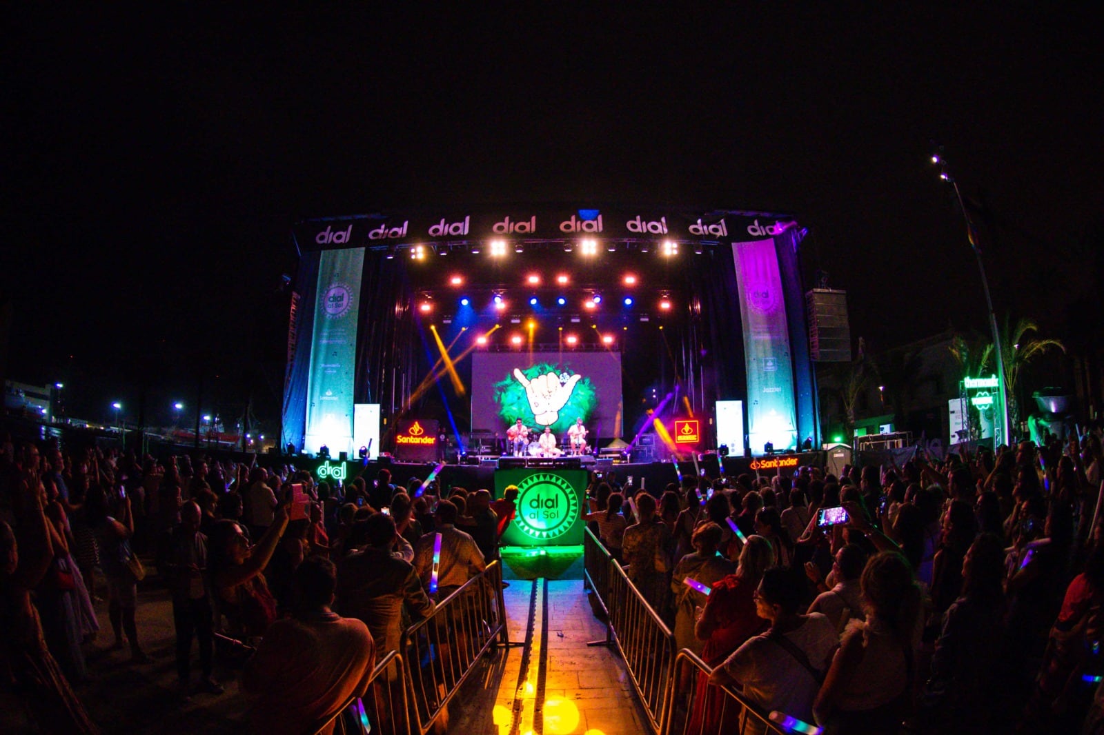 Beret, Hilario y Álvaro García, el 1 de julio en Cartagena en la gira de verano de Cadena Dial