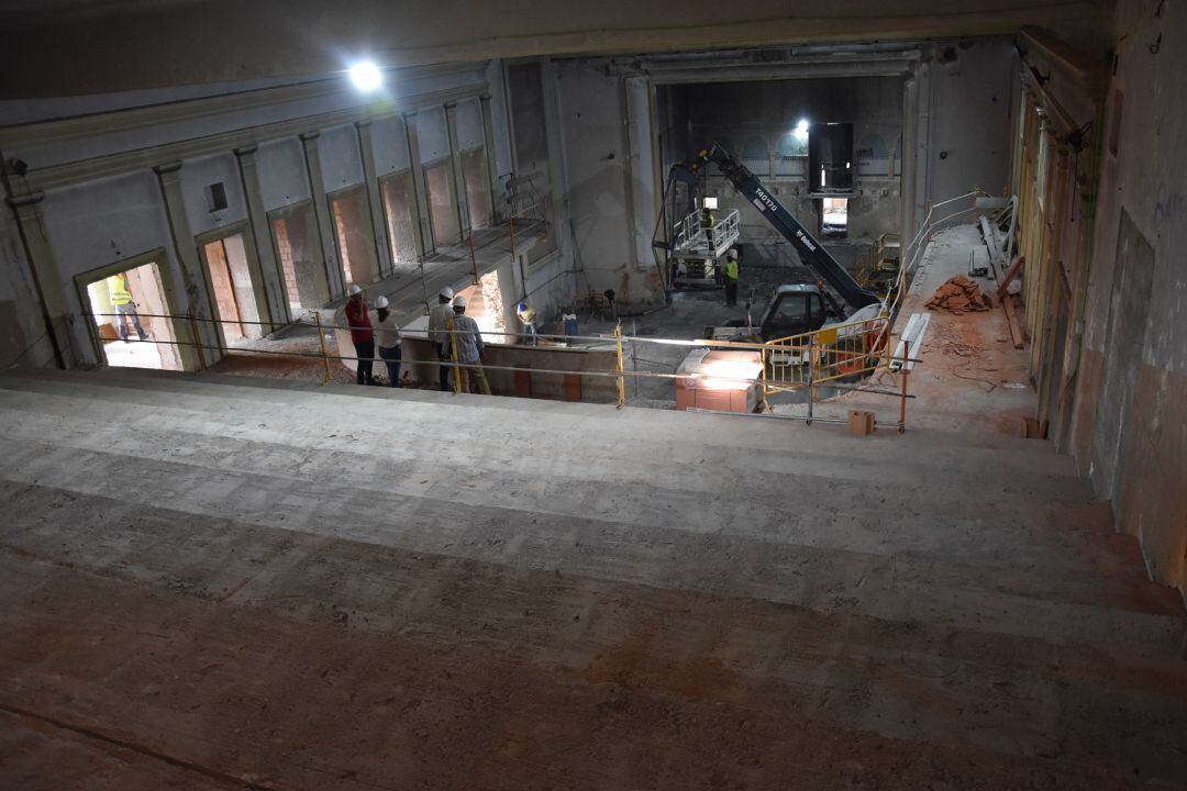 Obras en el Teatro Dengra de Baza