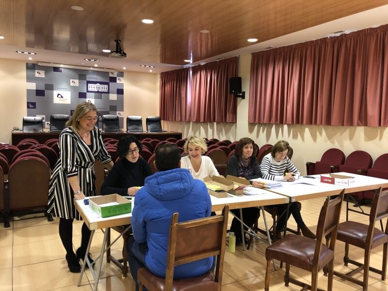 Entrega del cheque bebé de la Diputación