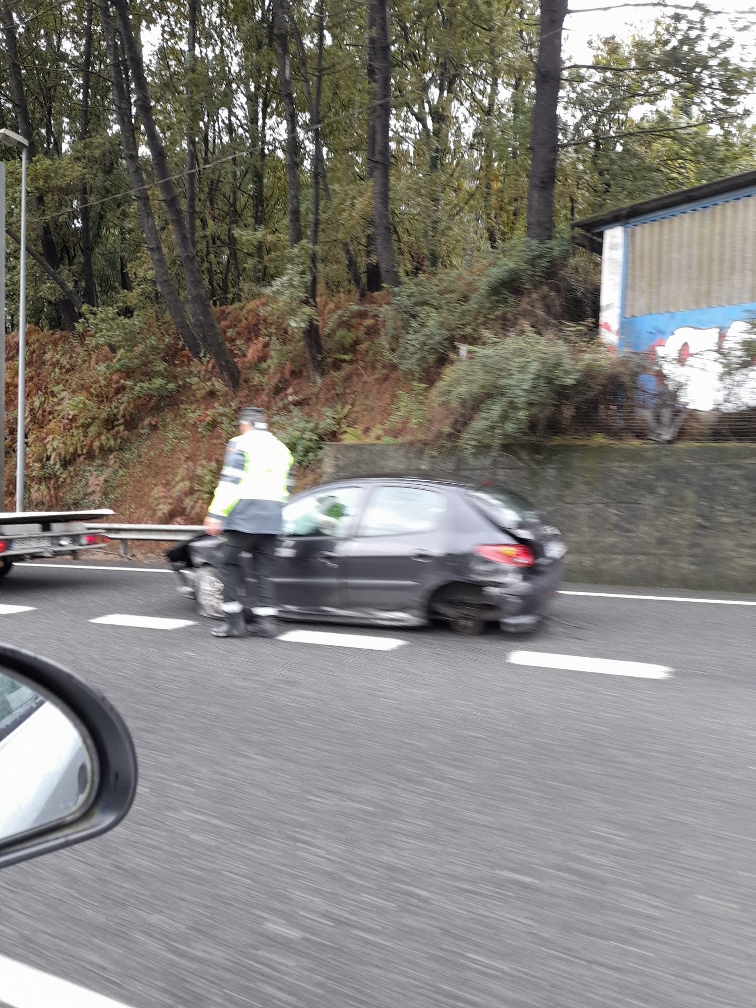 Imagen del vehículo accidentado en la A-55 este jueves 26