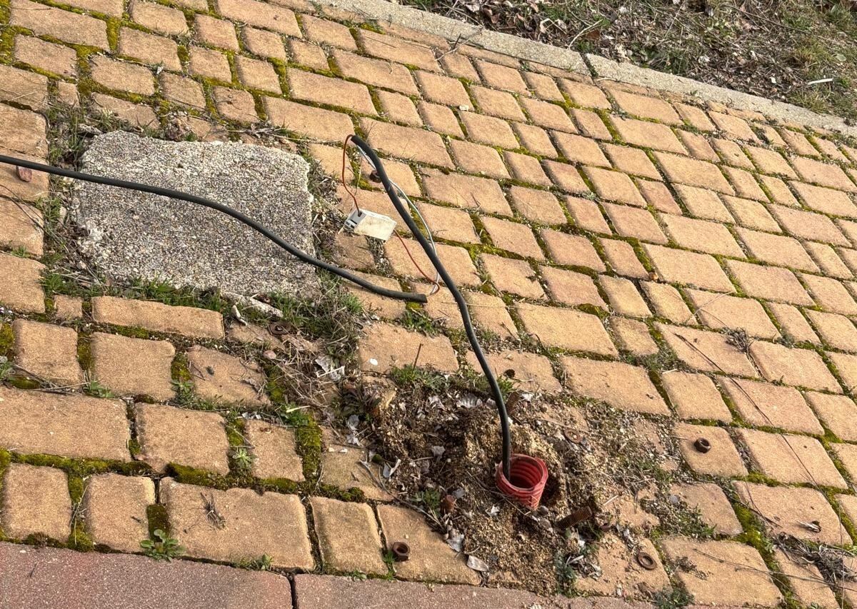 Imagen tras el robo de una de las farolas