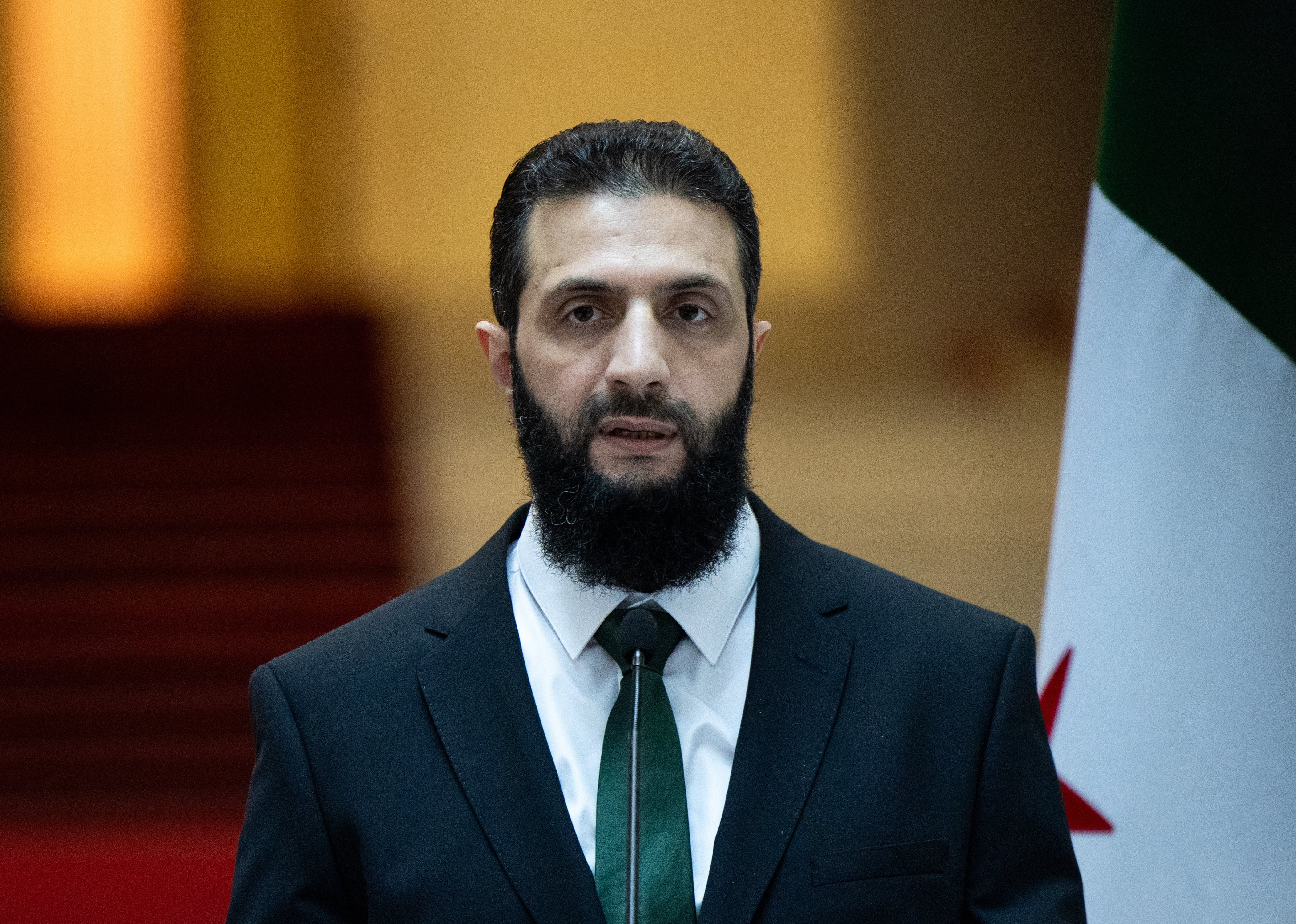 Ahmed Al Shaara, también conocido como Abu Mohammed al-Jolani, líder de facto de Siria