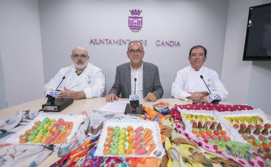 Presentación del Mercado Tradicional de Dulces del 9 d´Octubre