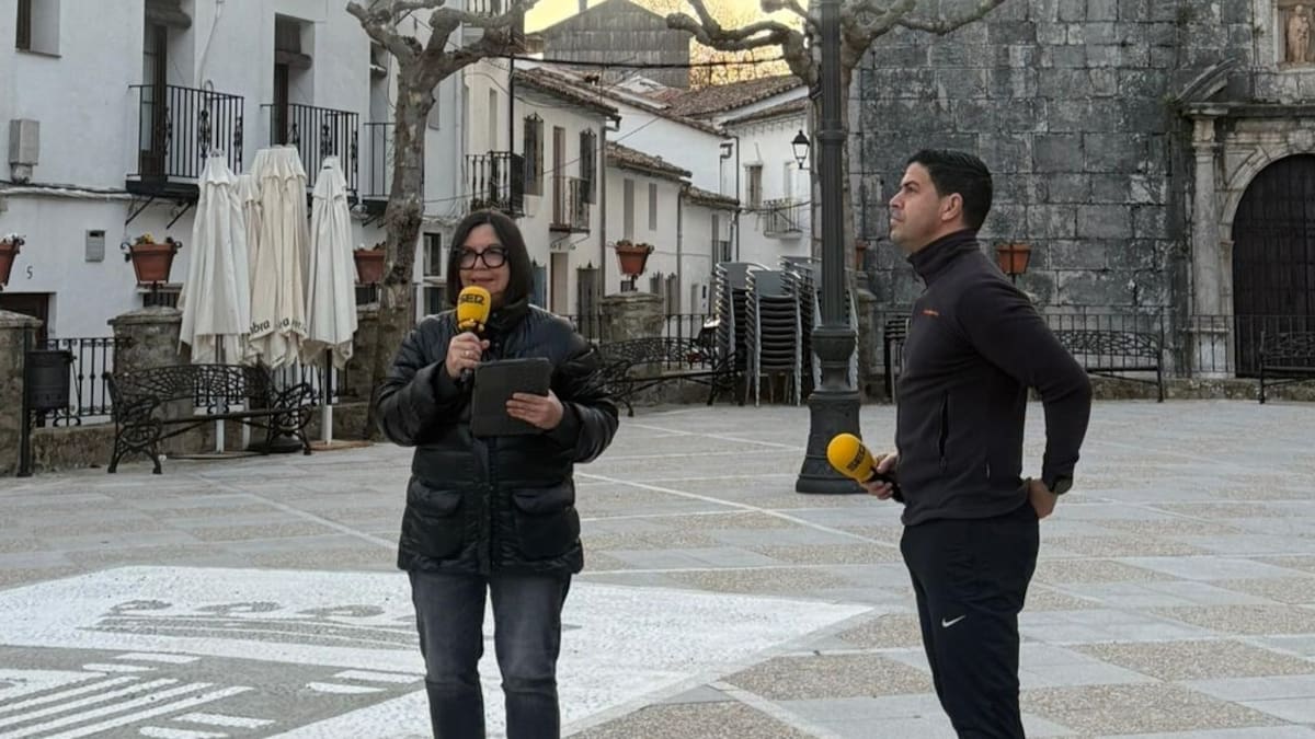 VÍDEO | Así ha sido el especial de 'Hoy por Hoy' con Àngels Barceló desde Grazalema: el pueblo retoma su vida tras las lluvias
