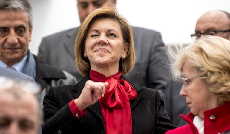 La ministra de Defensa María Dolores de Cospedal, durante la inauguración de un ayuntamiento.