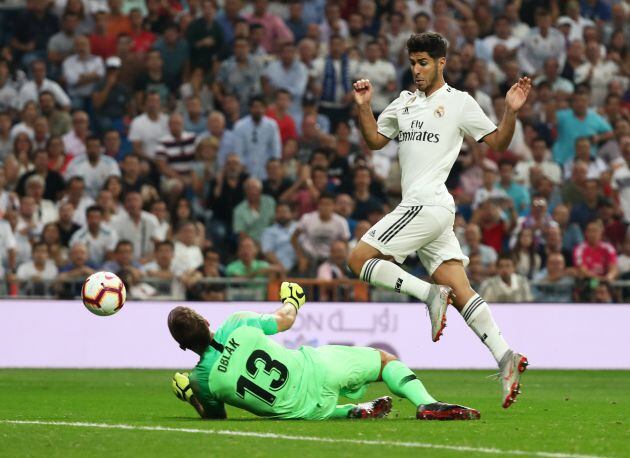 La intervención de Oblak ante Asensio.