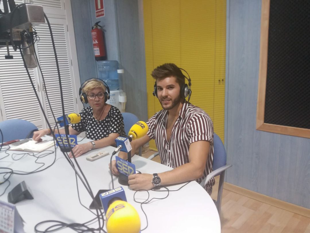 Cristián Moral y Vicky García Raya durante la entrevista