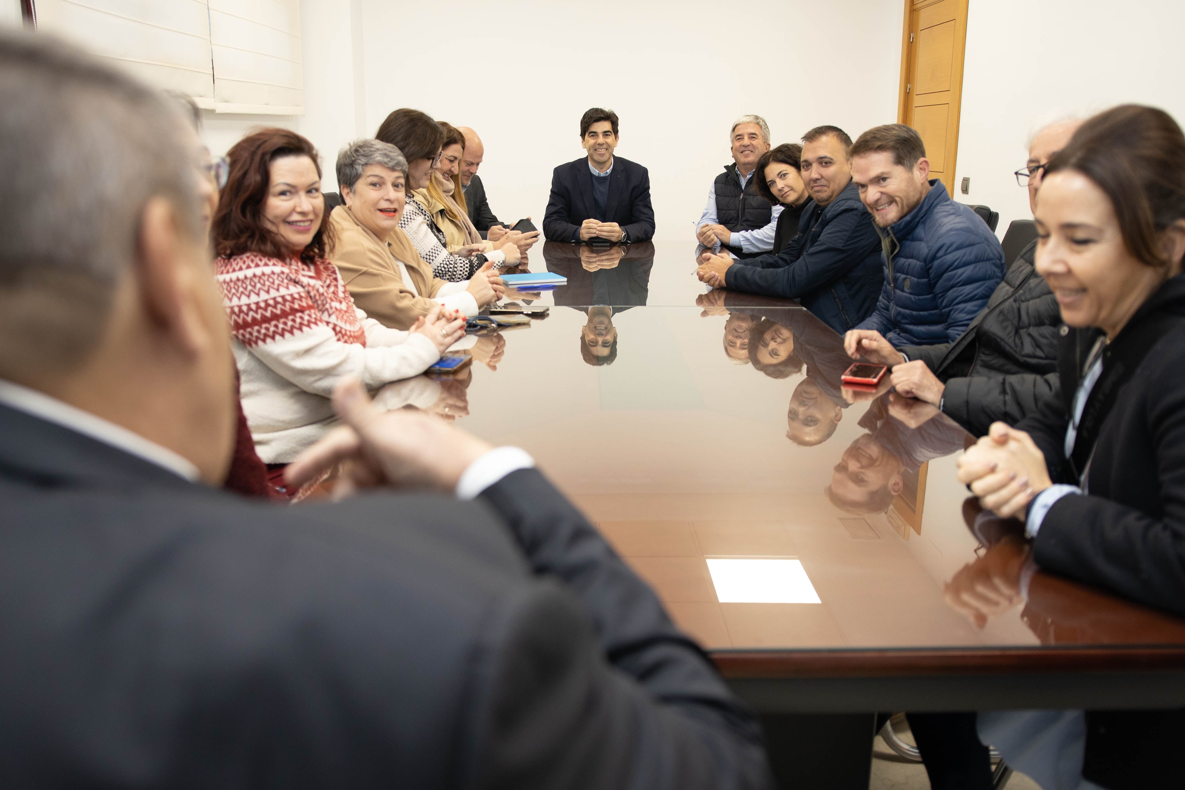 Encuentro de la plataforma con el alcalde de Coín