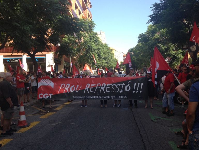 Concentració a les portes dels jutjats en suport dels encausats del cas Expert