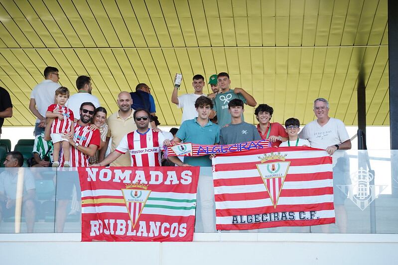 Aficionados del Algeciras en Sevilla