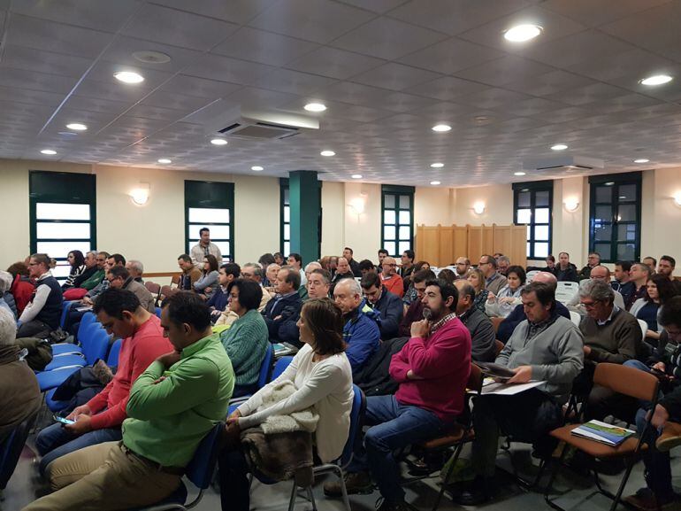 Asistentes a la jornada de formación de agricultores celebrada en Sanchonuño dentro del Congreso de Horticultura