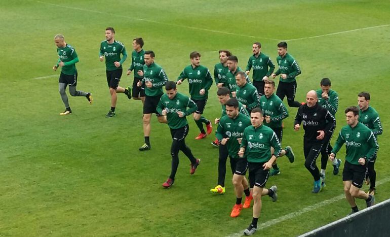 Pouso tiene solo una baja de cara al partido de Burgos, la del capitán Borja Granero.