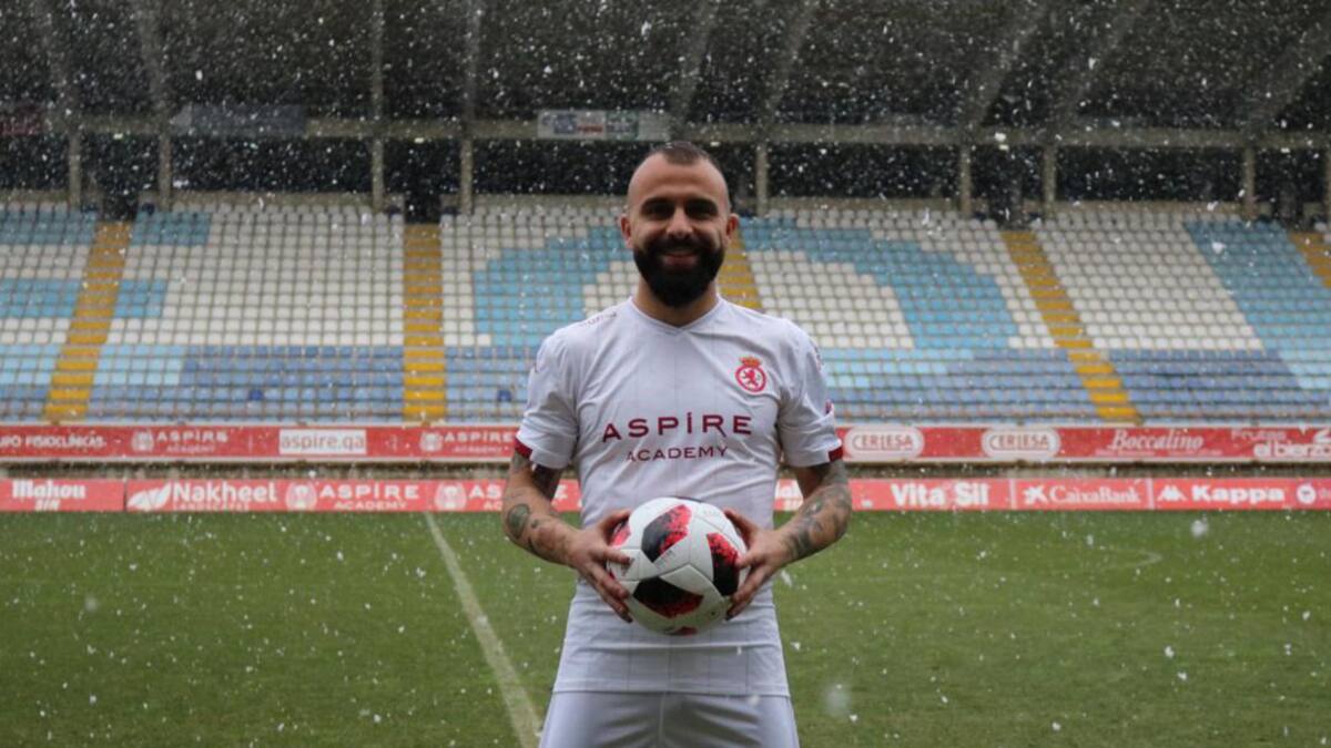 "Cojo con ilusión el reto de devolver a la Cultural donde merece"