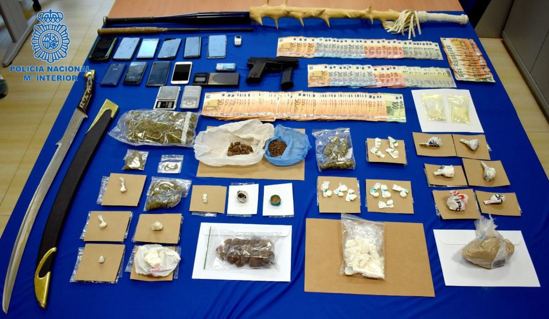 Se han intervenido diversas cantidades de sustancia estupefaciente