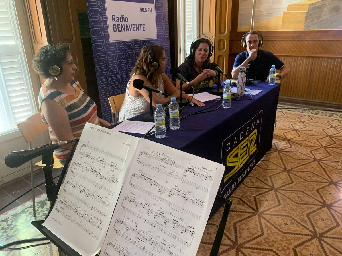 FOTOGALERÍA | "Hoy por hoy Zamora y Benavente" desde el Centro Cultural Soledad González