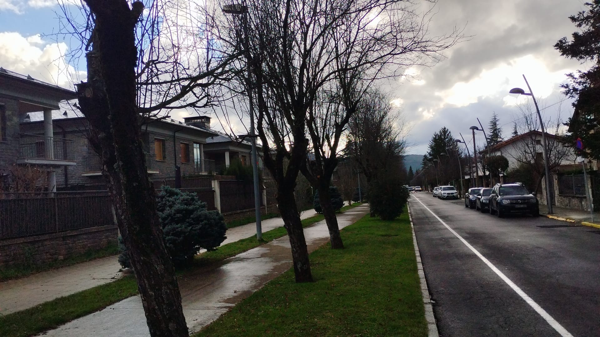 El allanamiento de morada se produjo en una vivienda de la calle Pico Collarada de Jaca