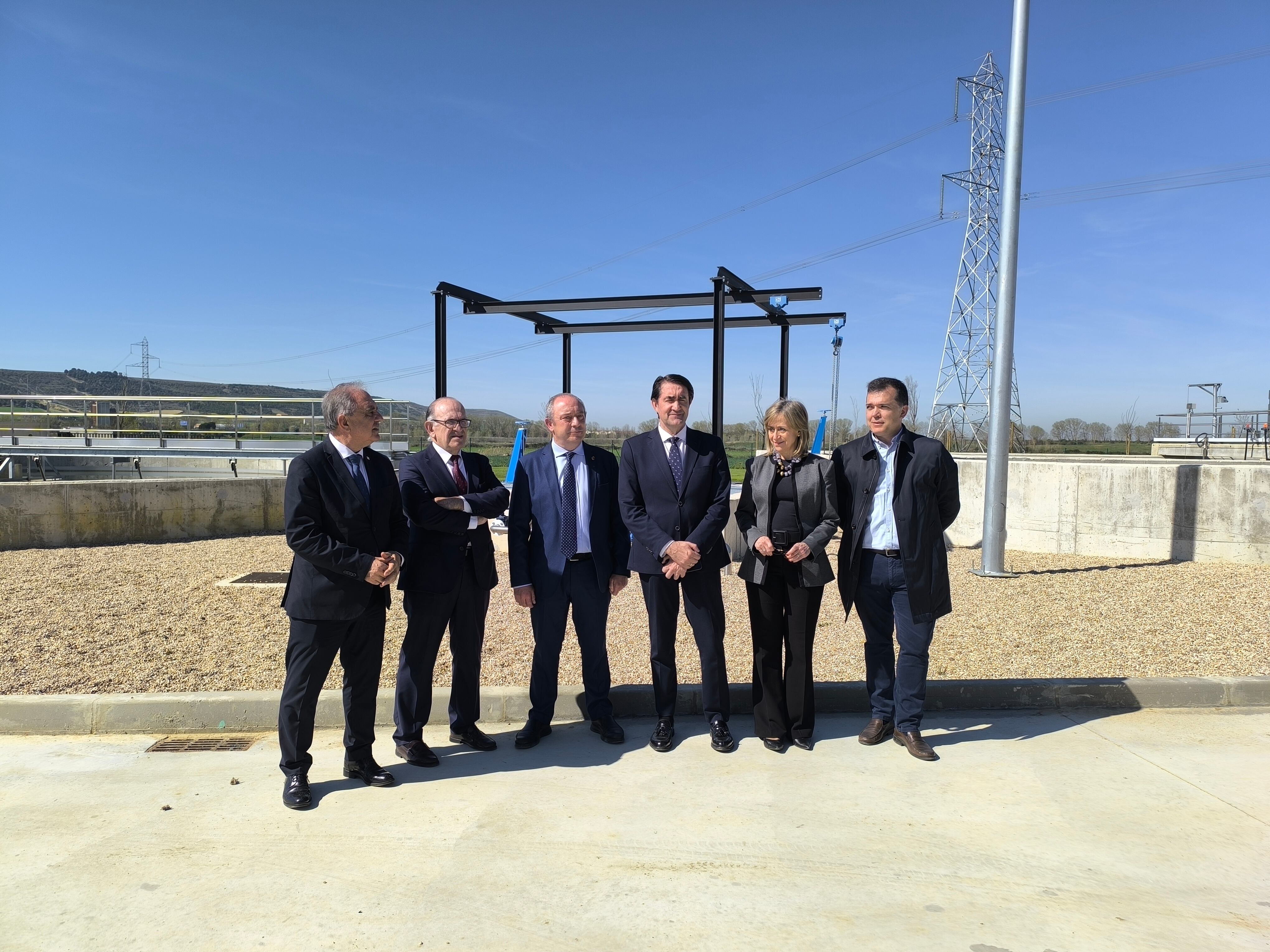 Visita institucional a la EDAR de Grijota