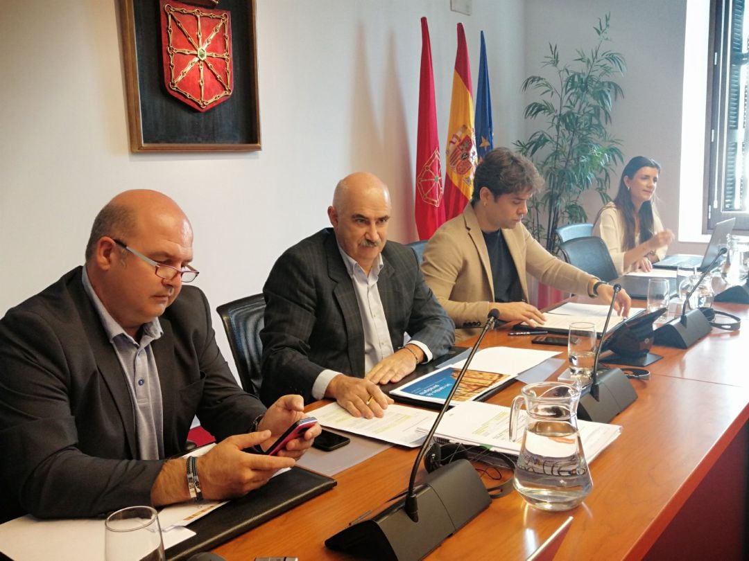 El vicepresidente segundo del Gobierno foral, José María Aierdi, en comparecencia parlamentaria