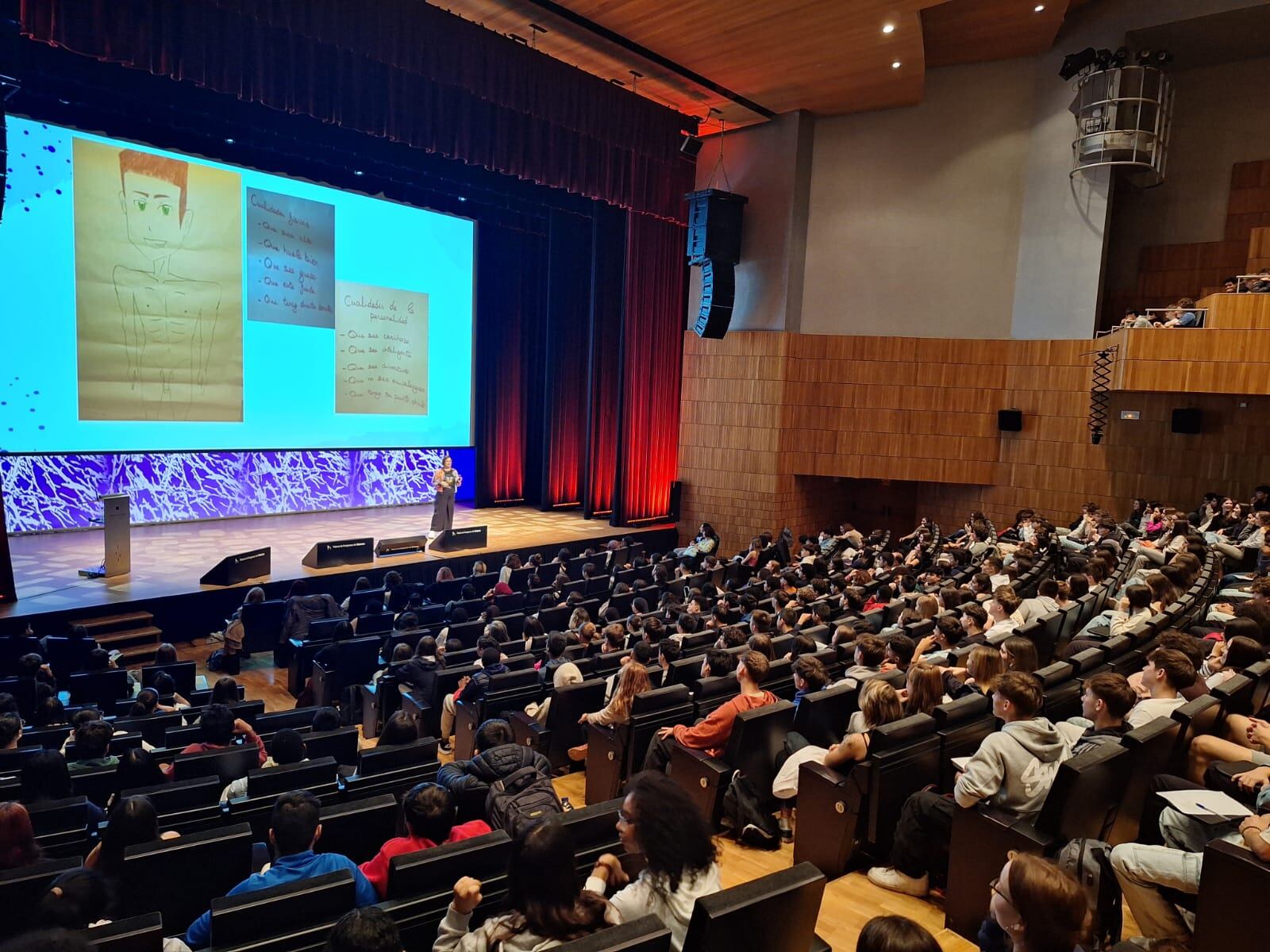 Actividad de Marina Marroquí en el Palacio de Congresos de Huesca