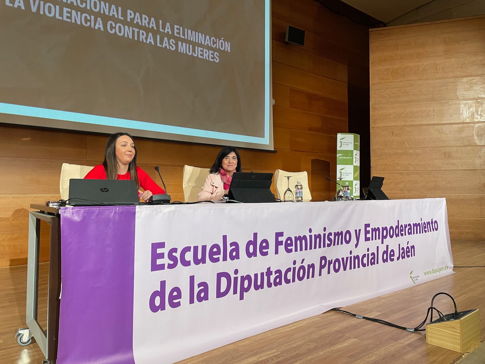 Seminario por la Igualdad y Contra la Violencia de Género