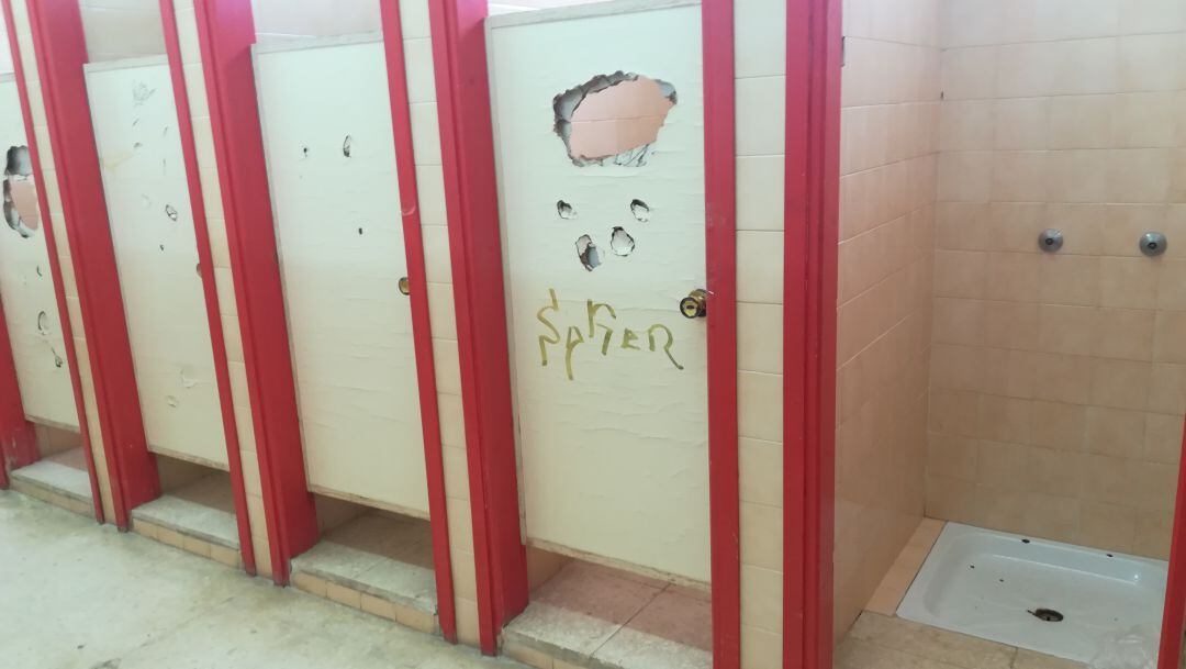 Aseos del Colegio de Educación Especial de Elda 