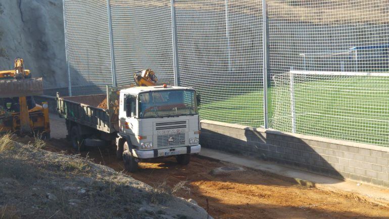 Las obras de los vestuarios del nuevo campo de fútbol de Los Pajaritos podrían terminar en enero.