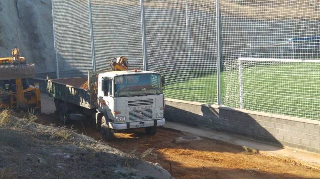 Las obras de los vestuarios del nuevo campo de fútbol de Los Pajaritos podrían terminar en enero.