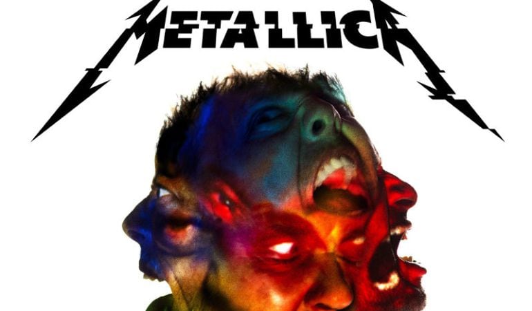 Los Metallica vuelven al rock de rápidos punteos y riffs potentes