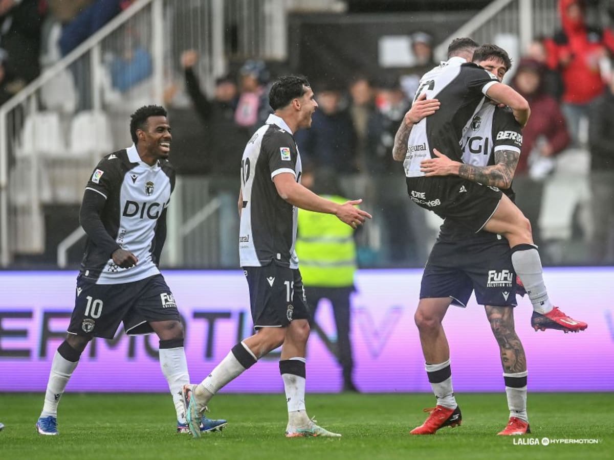 El Burgos cree en el ascenso a Primera División