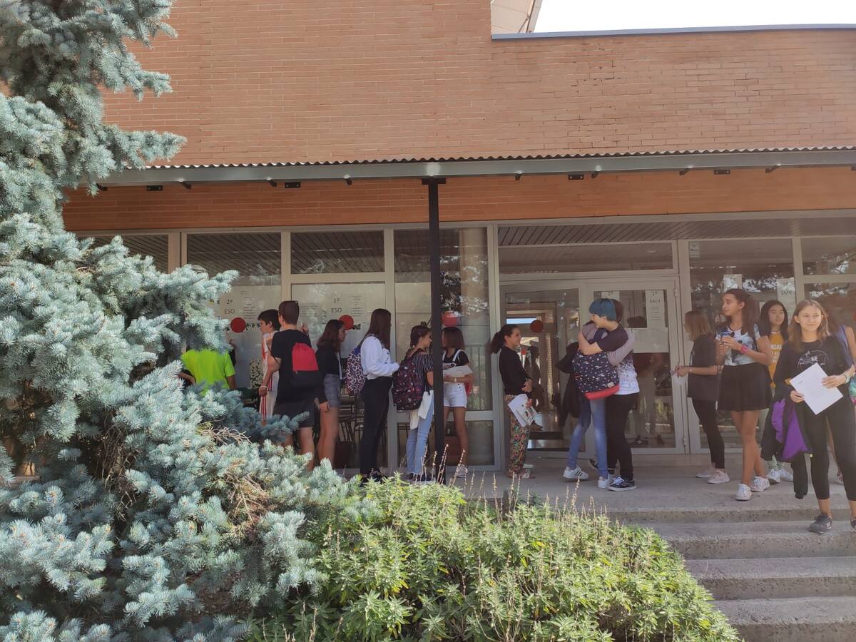 Unos 750 alumnos de secundaria , bachilleratos y FP matriculados en el Alto Gállego