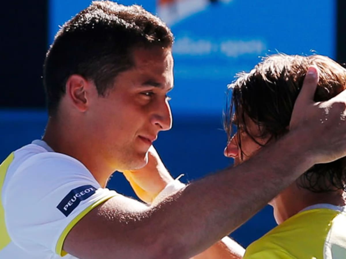 Ferrer se aprovecha de la piedad de Almagro