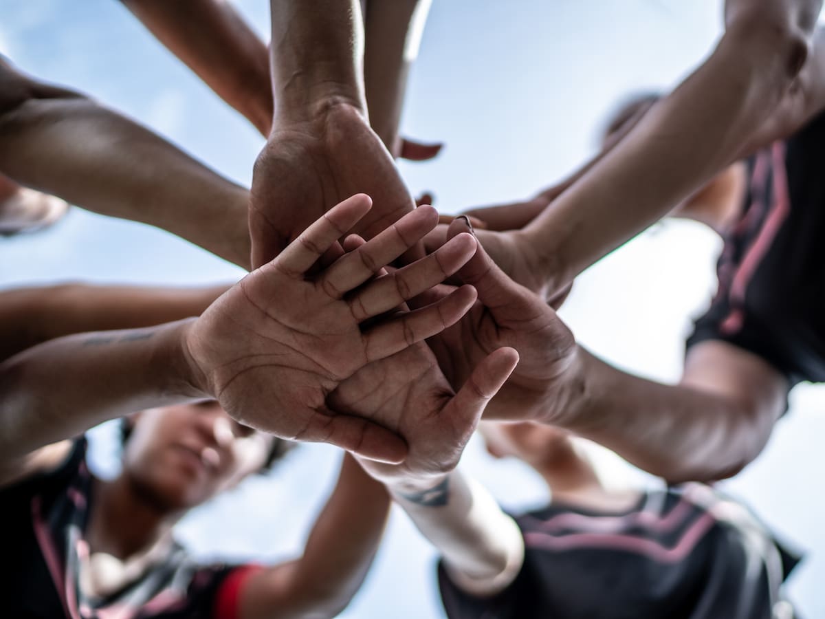 La otra cara del fútbol: iniciativas solidarias que pueden salvar vidas y acompañan a los más vulnerables