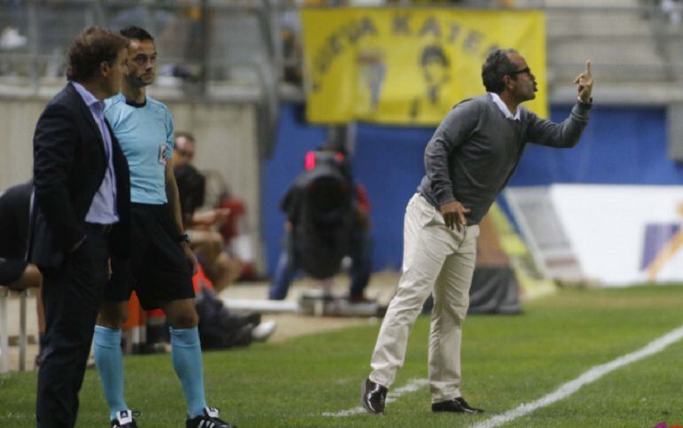 Álvaro Cervera durante uno de los partidos en Carranza