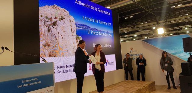 Ximo Puig recibe el certificado de adhesión de la Geeneralitat al Pacto Mundial de la ONU