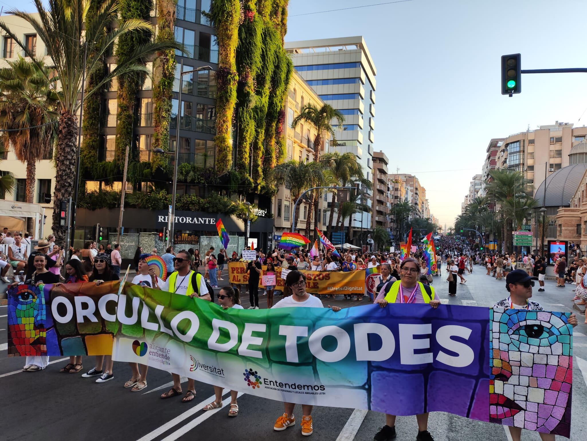 Marcha del Orgullo en Alicante