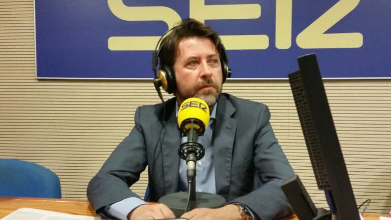 El presidente del Cabildo de Tenerife, en una entrevista en la SER