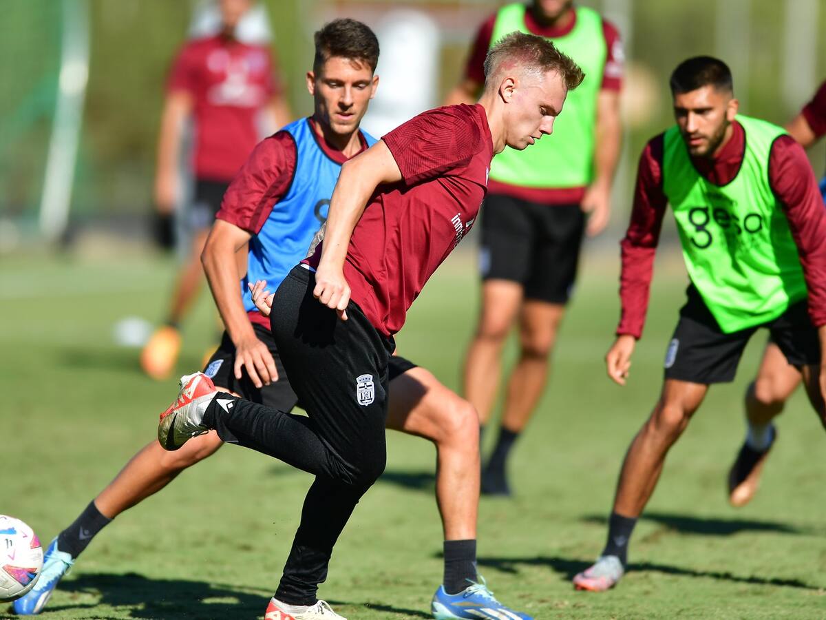 Jansson vuelve a la dinámica del grupo y podrá jugar en Anduva