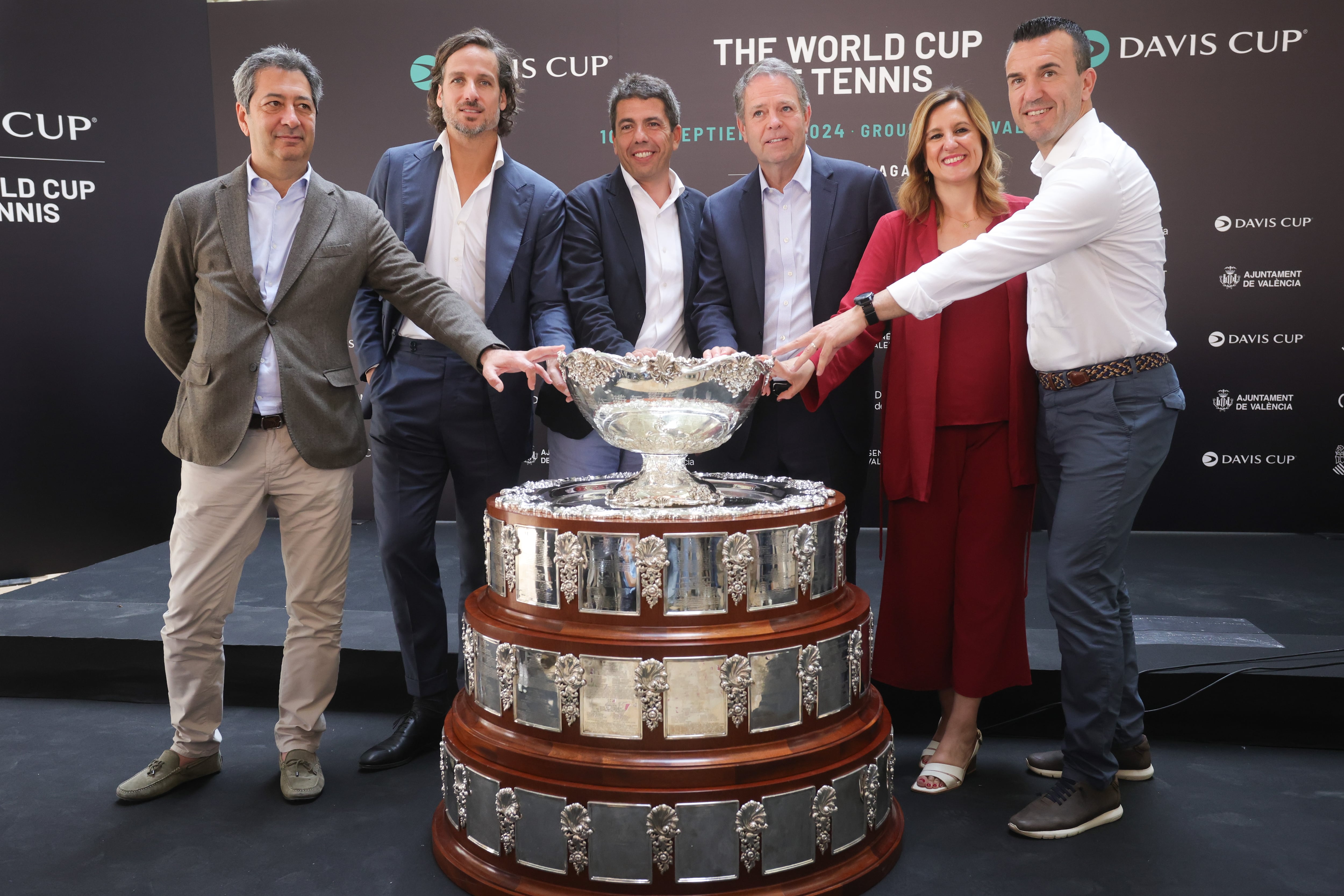 Carlos Mazón subraya “la ambición de València por jugar en las grandes ligas de los eventos deportivos para generar afición por el deporte”