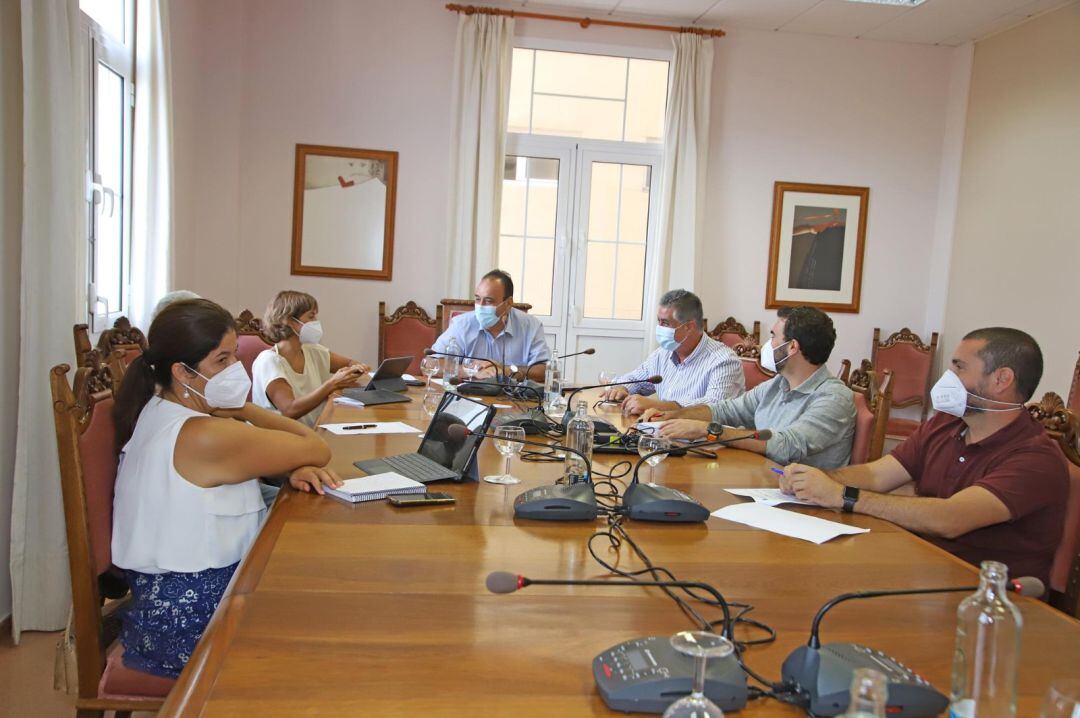 Un momento de la reunión entre las tres instituciones.