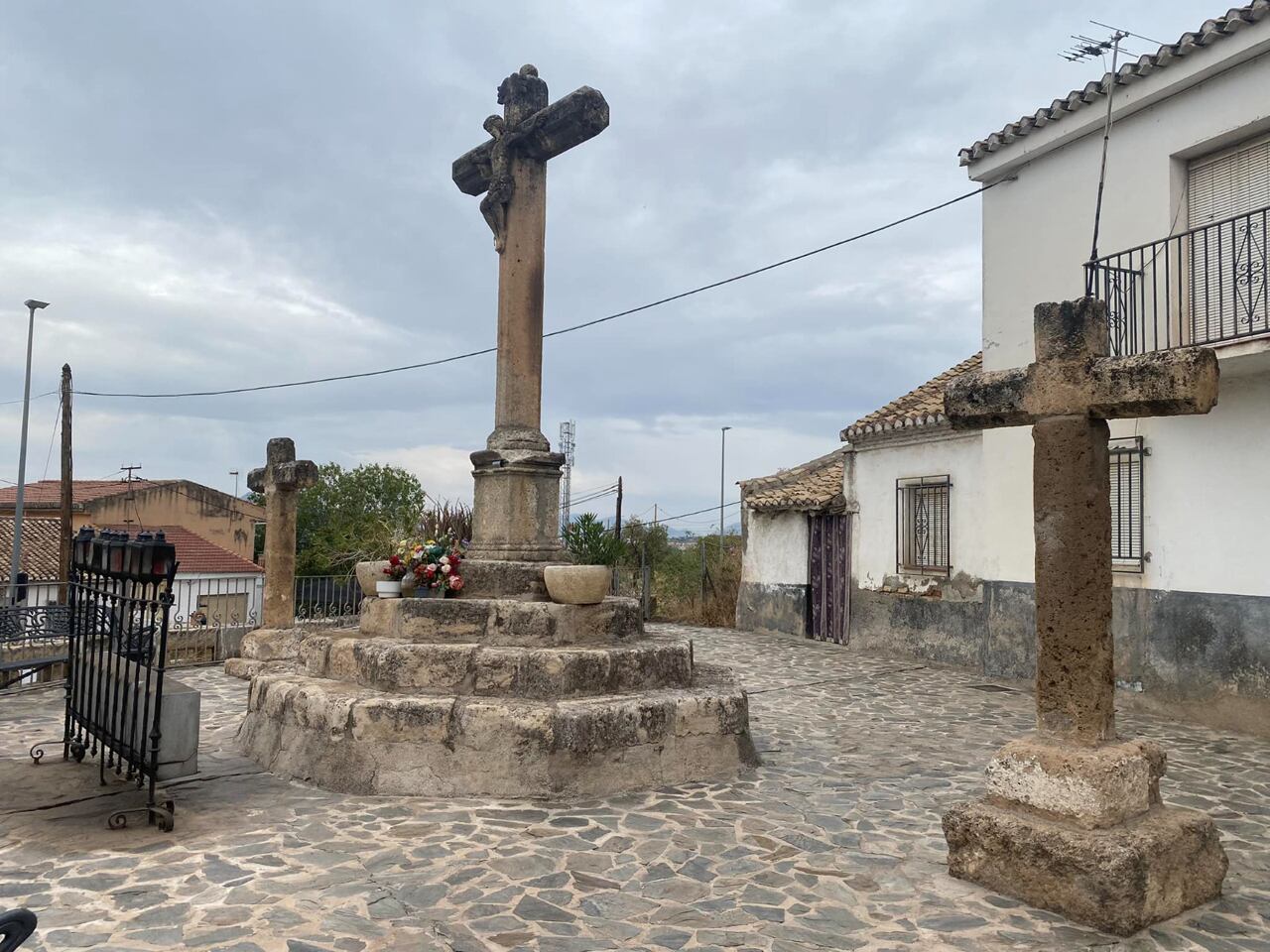 Plaza de las Cruces del Santo Cristo, en Pulianas (Granada)