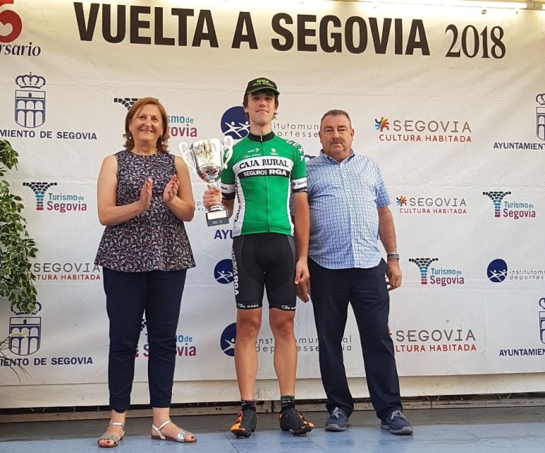 Oier Lazkano se convierte en el primer lider de la Vuelta a Segovia