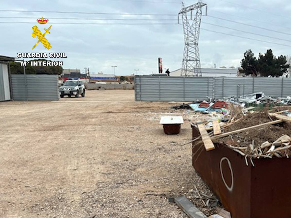 El Seprona investiga a un vecino de San Javier por la incineración de un perro