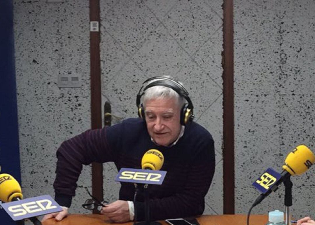 Miguel Caride en los estudios Ramón Puga 