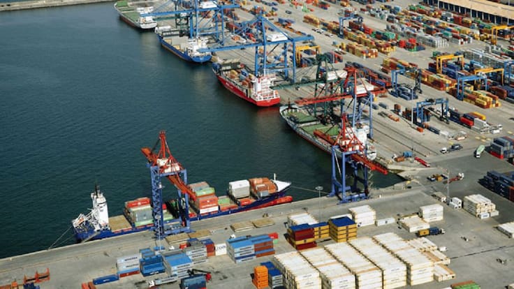 "El estado de la maquinaria, de los muelles, la iluminación..., la situación es muy precaria"