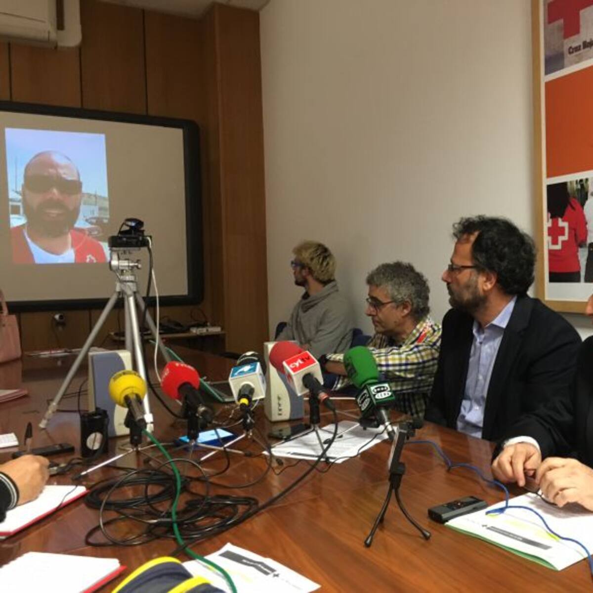 "O coges un arma y disparas, o te matan, o huyes de Siria"