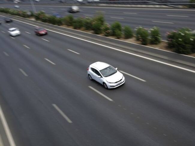 Fotos de recurso de coches, taxis, VTC, gruas, tráfico, carreteras, autovías.