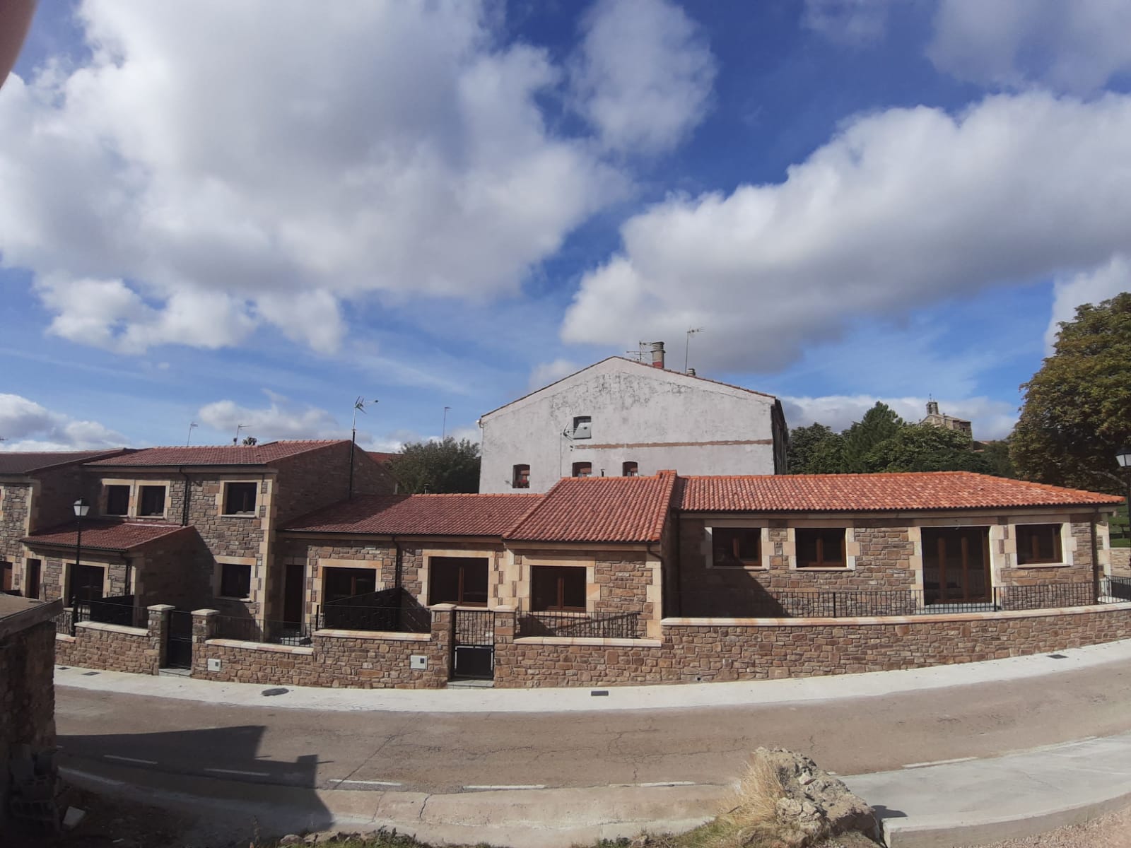 Viviendas unifamiliares en alquiler en Suellacabras por 250 euros al mes